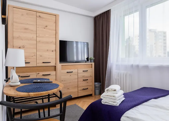 Slaska Pleasant By Bookinghost شقة