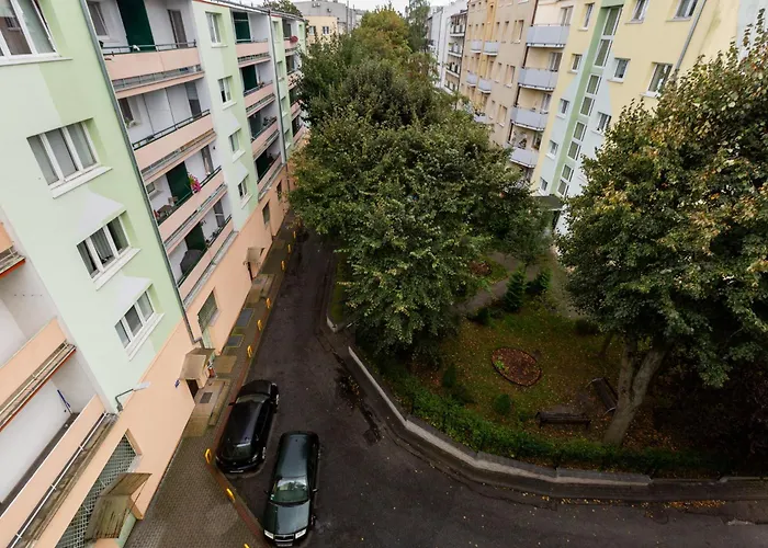 Slaska Pleasant By Bookinghost