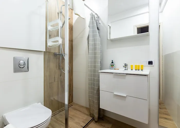 Slaska Pleasant By Bookinghost