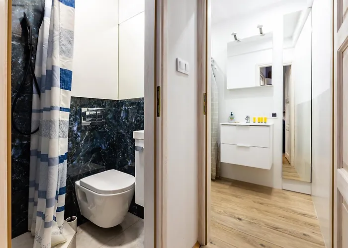 Slaska Pleasant By Bookinghost شقة